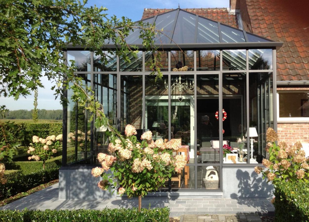 Bed and Breakfast De Moeraseik Zele Exterior foto