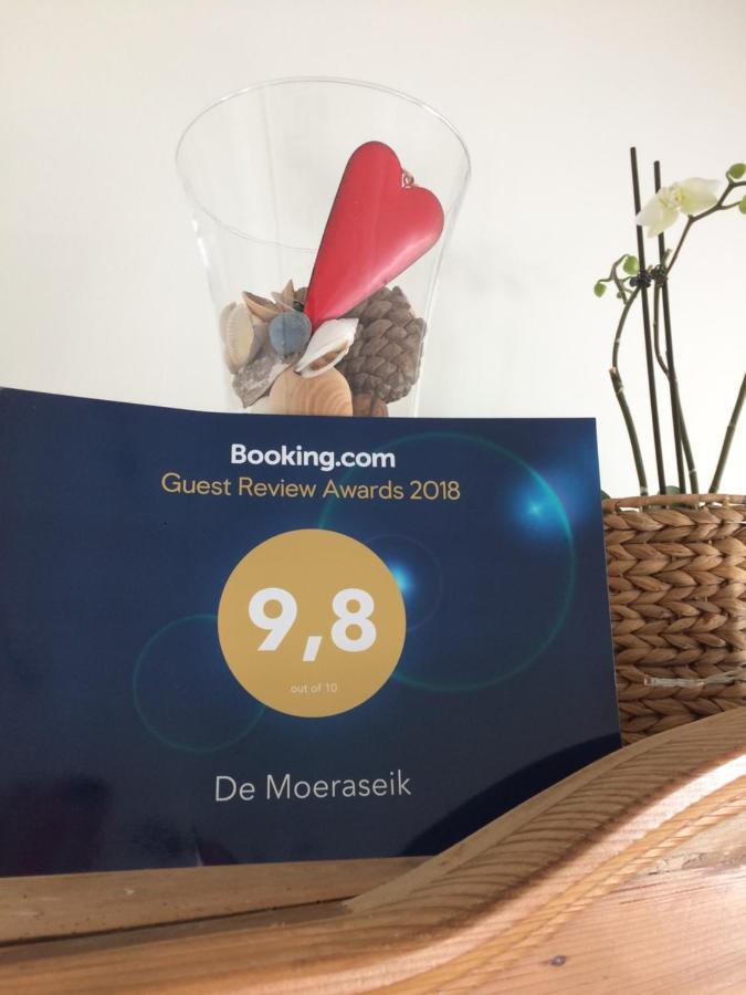 Bed and Breakfast De Moeraseik Zele Exterior foto